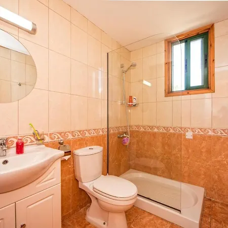 Вилла Ibiscus By Полис